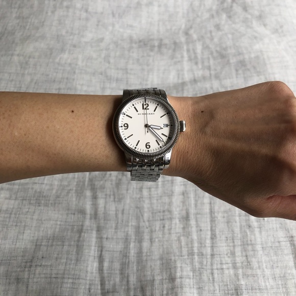 Burberry the Utilitarian White Dial Stainless Steel watch - Picture 7 of 10
